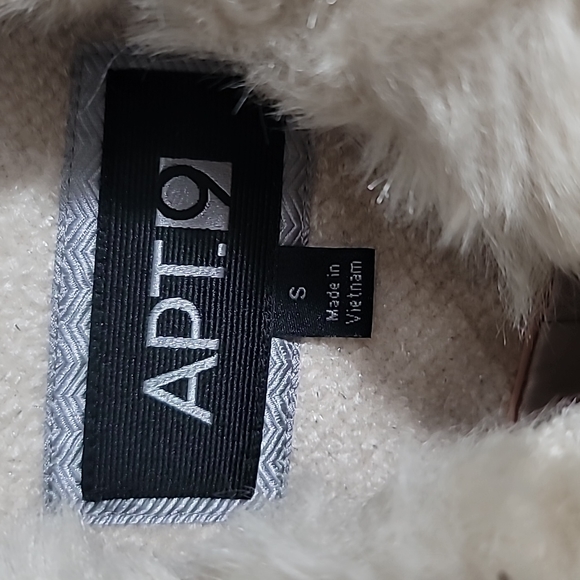 NEW! Apt. 9 Cream w/Faux Fur Wrists & Collar Jacket Sz. S - Picture 8 of 15